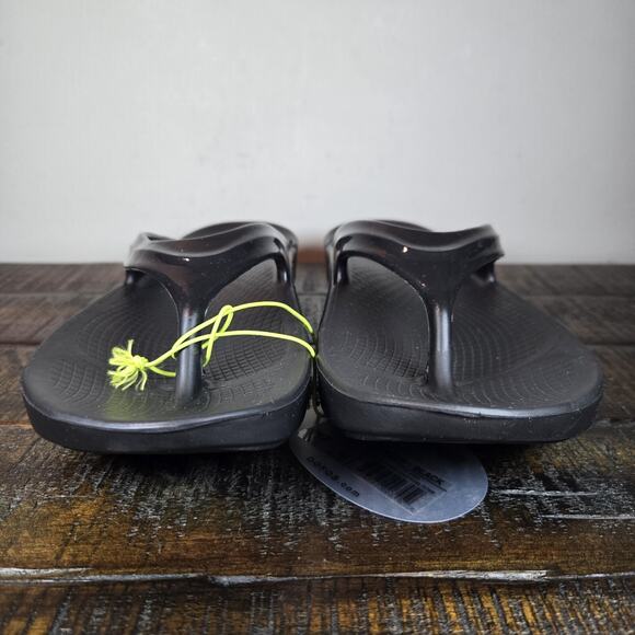 NEW Oofos Oolala Womens Size 9 Recovery Slip-On Comfort Flip Flops Sandals Black - Picture 3 of 12